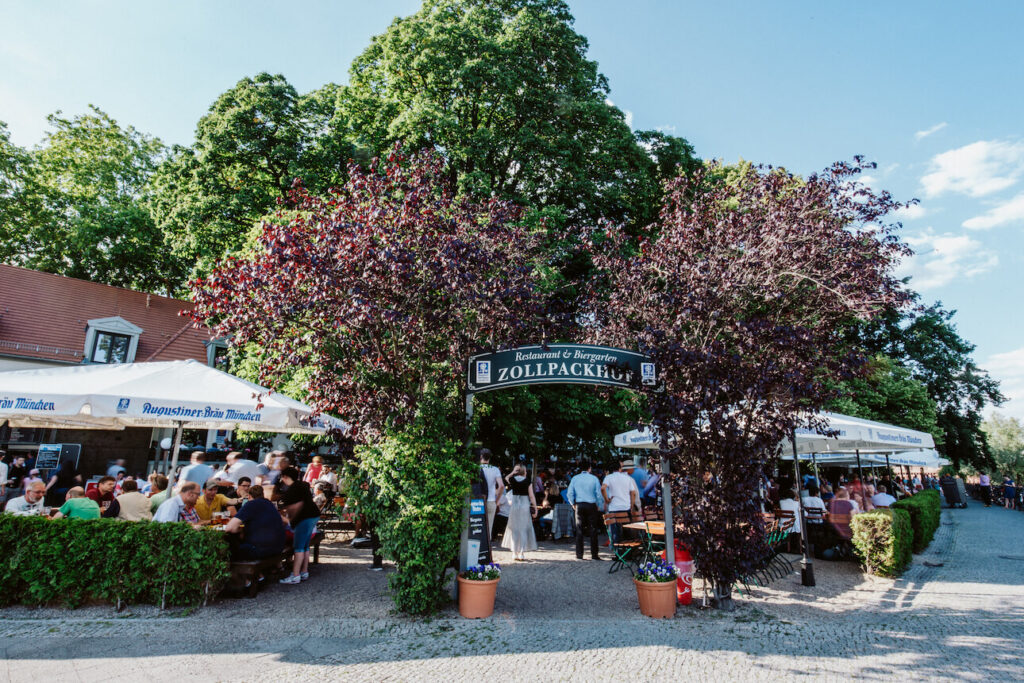 Zollpackhof Biergarten Berlin - Empfehlung Backpacking Hostel